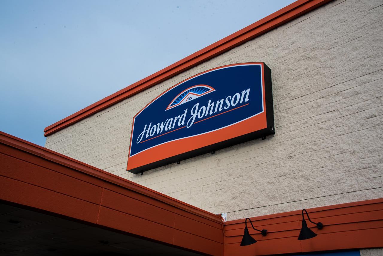 Howard Johnson By Wyndham Портсмут Екстериор снимка