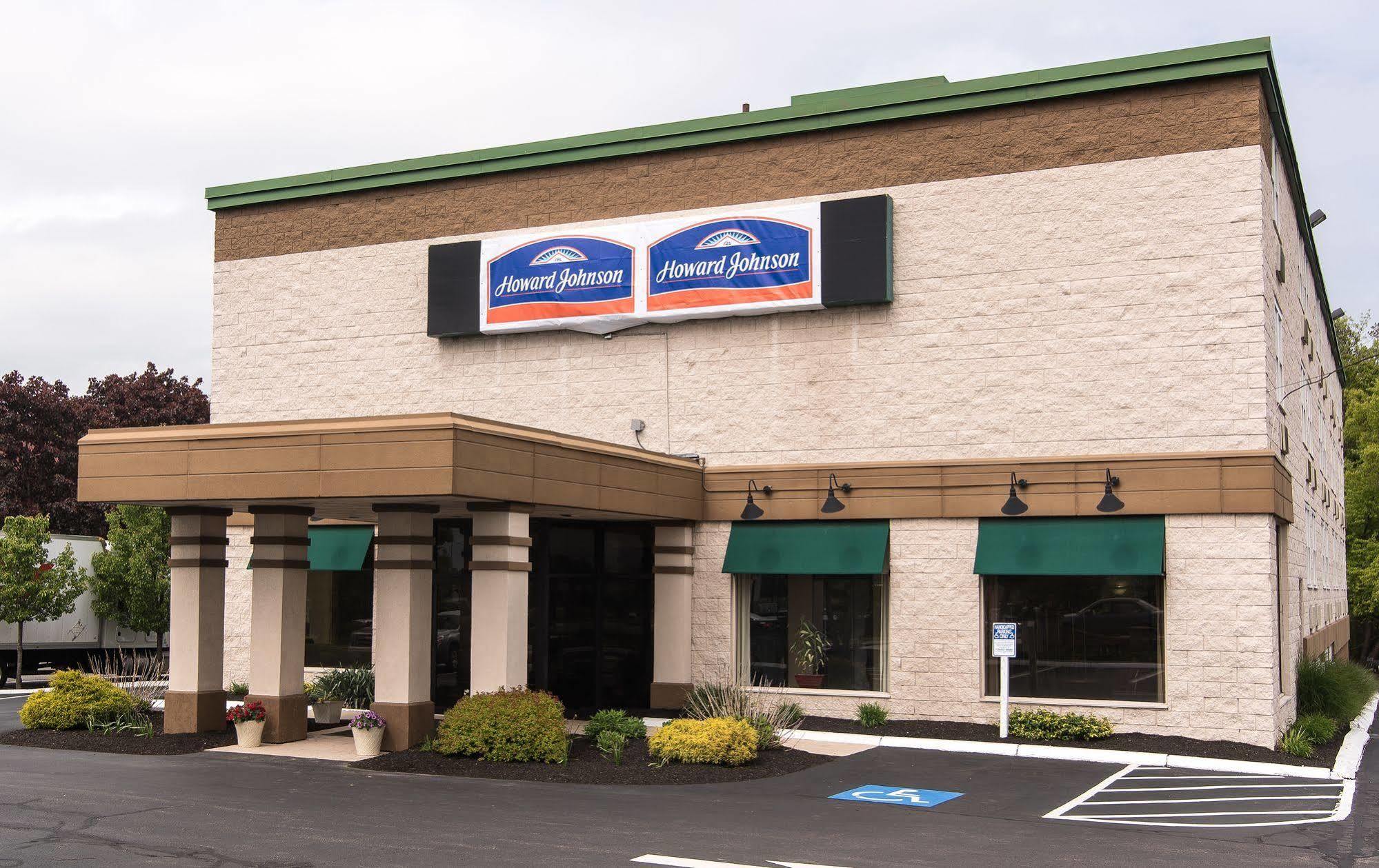 Howard Johnson By Wyndham Портсмут Екстериор снимка