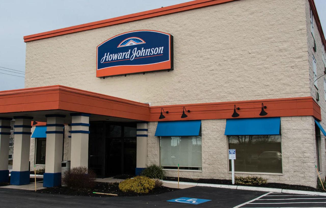Howard Johnson By Wyndham Портсмут Екстериор снимка